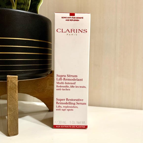 CLARINS Super Restorative Remodeling Serum
